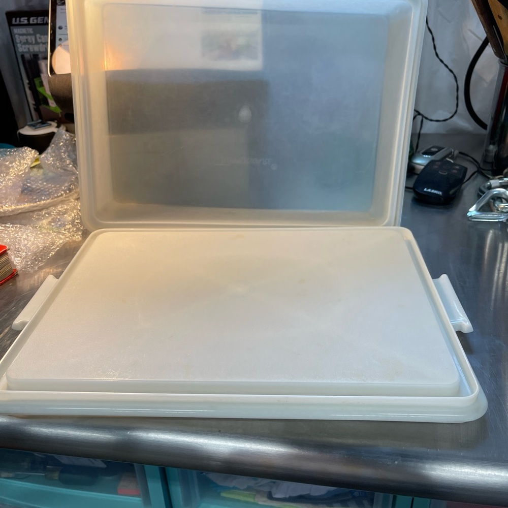 Tubberware Box 223-6